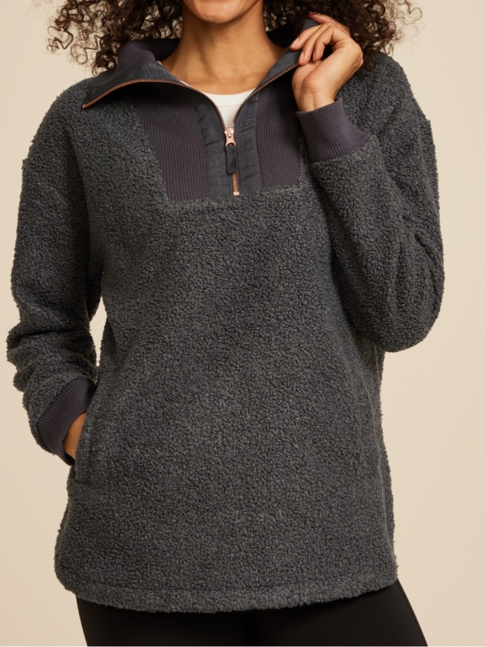 Maurice’s Dark Gray Quarter Zip
Sherpa Tunic Sweatshirt Womens Large